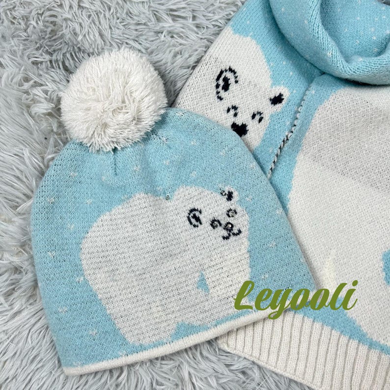 Light Up Polar Bear Knit Hat and Scarf Set: LED Christmas Beanie