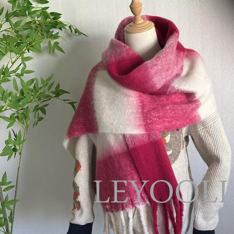 Handmade Rose Plaid Mohair Scarf: Gradient Pink White Tassel Scarf