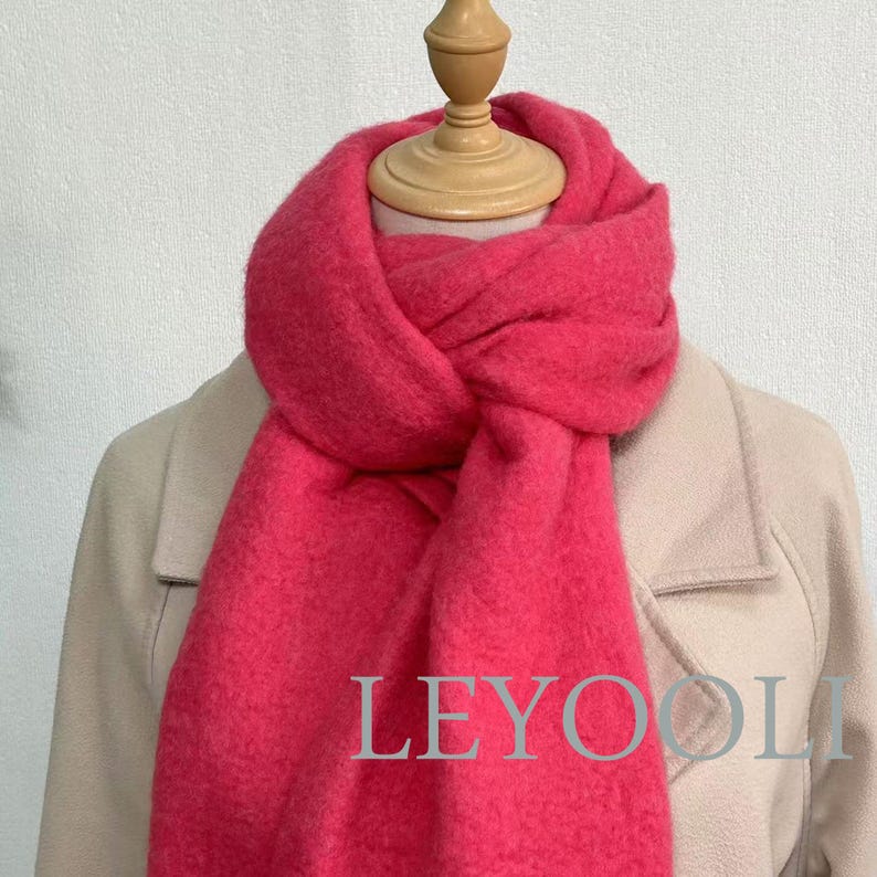 Rose Wool Blend Scarf, Classic Tassel Shawl