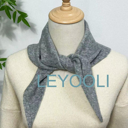 Green Wool Blend Triangle Scarf: Cozy Winter Bandana