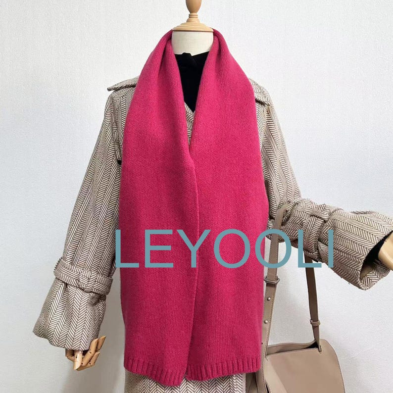 100% Wool Knit Scarf: Soft, Warm, Classic Winter Scarf