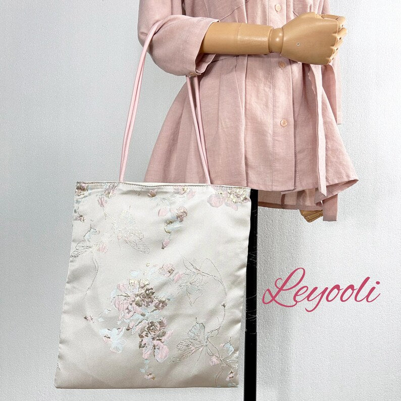 Embroidered Floral Canvas Tote Bag: Hanfu Style Carry-All
