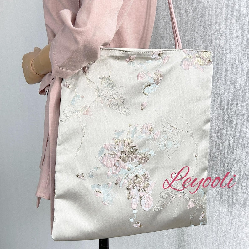 Embroidered Floral Canvas Tote Bag: Hanfu Style Carry-All