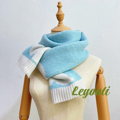 Light Up Polar Bear Knit Hat and Scarf Set: LED Christmas Beanie