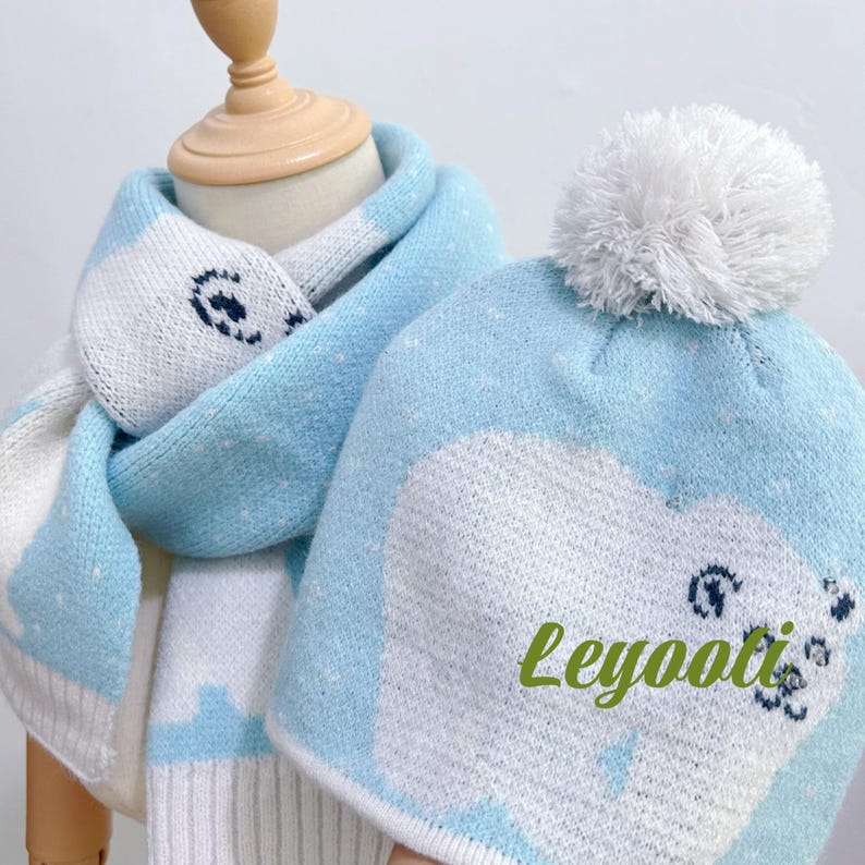 Light Up Polar Bear Knit Hat and Scarf Set: LED Christmas Beanie