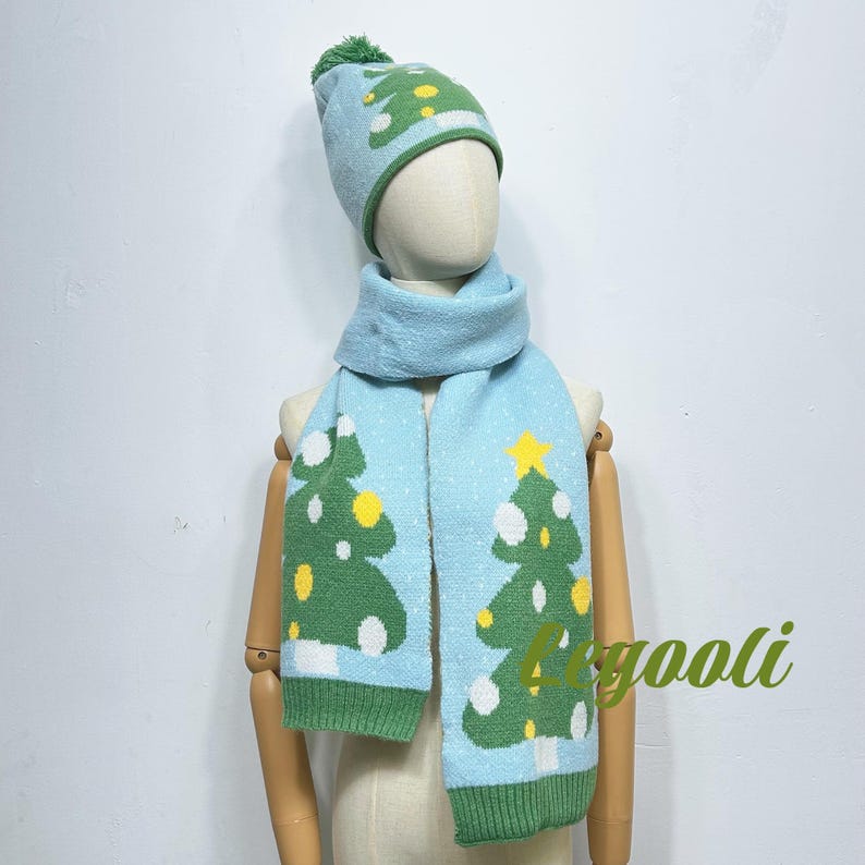 LED Christmas Tree Knit Hat and Scarf Set: Holiday Light-Up Beanie