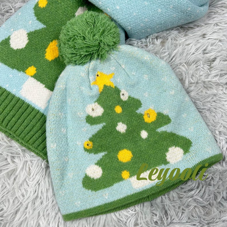 LED Christmas Tree Knit Hat and Scarf Set: Holiday Light-Up Beanie