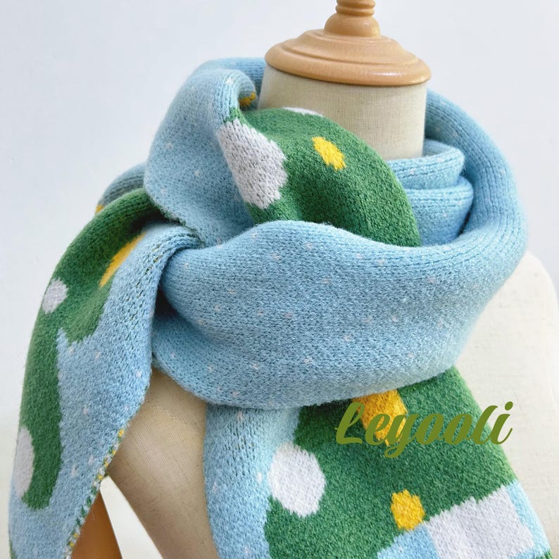 LED Christmas Tree Knit Hat and Scarf Set: Holiday Light-Up Beanie