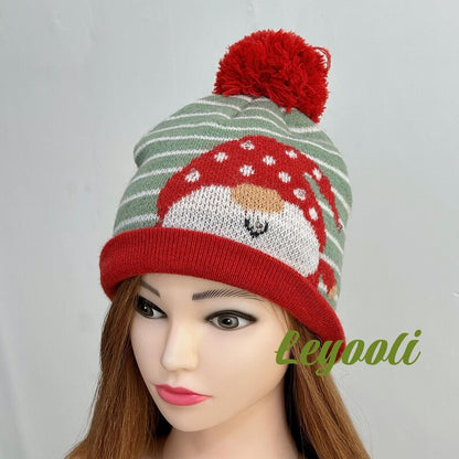Light Up Christmas Gnome Knit Hat & Scarf Set - LED Beanie