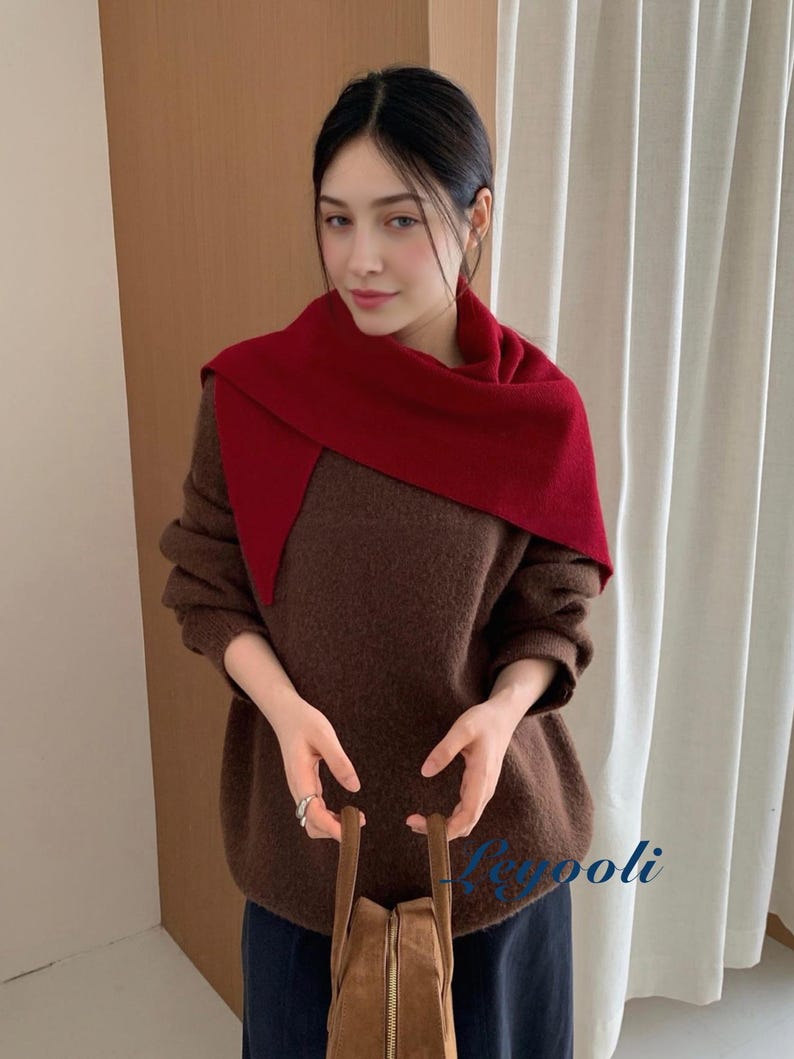 Wine Red 100% Wool Knit Triangle Scarf, Elegant Ribbed Wrap, Classic Winter Shawl