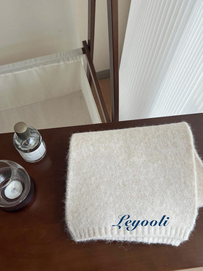 Handmade Cream Wool Blend Scarf: Soft Knit Winter Shawl