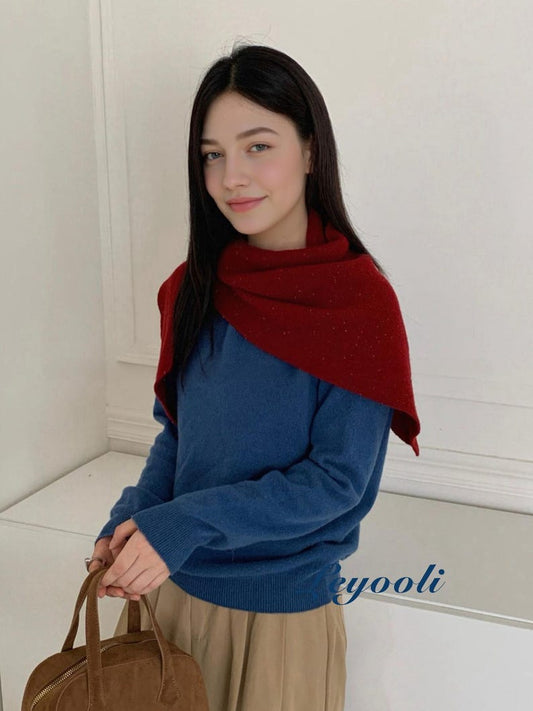 Speckled Red 100% Wool Triangle Scarf, Festive Knit Wrap, Cozy Winter Shawl Gift