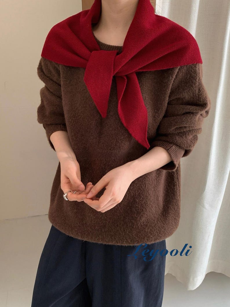 Wine Red 100% Wool Knit Triangle Scarf, Elegant Ribbed Wrap, Classic Winter Shawl