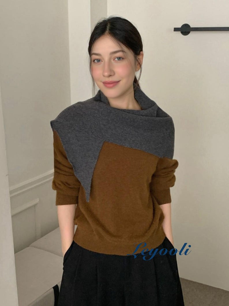 Charcoal Gray 100% Wool Knit Triangle Scarf, Minimalist Ribbed Wrap, Soft Wool Shawl