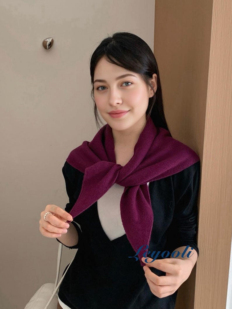 Deep Grape Wool Triangle Scarf: Ribbed Knit Winter Shawl