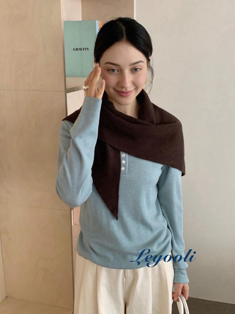 Chestnut Brown 100% Wool Knit Triangle Scarf, Warm Ribbed Shawl, Handmade Cozy Wrap