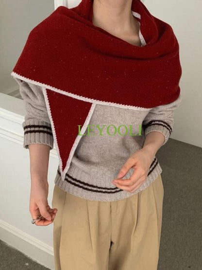 Handmade 100% Wool Speckled Red Shawl Wrap | Textured Triangular Scarf | Cozy Winter Shoulder Wrap | Festive Knit Gift for Her