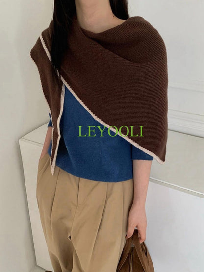 Handmade 100% Wool Coffee Brown Shawl Wrap | Minimalist Triangular Scarf | Soft Warm Shoulder Wrap for Fall Winter | Classic Gift for Her