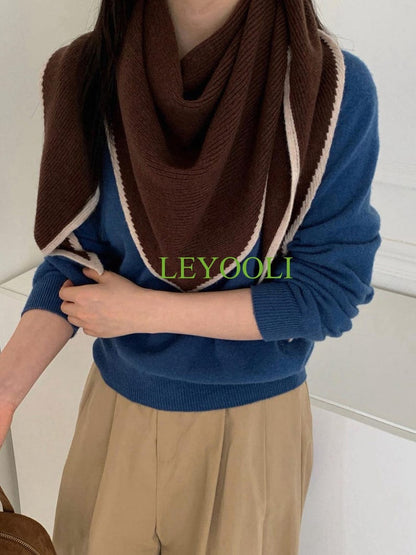 Handmade 100% Wool Coffee Brown Shawl Wrap | Minimalist Triangular Scarf | Soft Warm Shoulder Wrap for Fall Winter | Classic Gift for Her